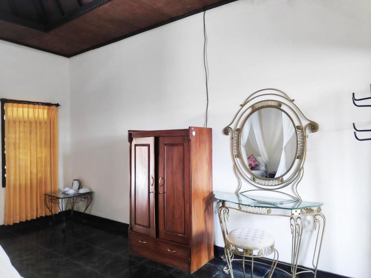 Oka Kartini Ubud Exterior photo