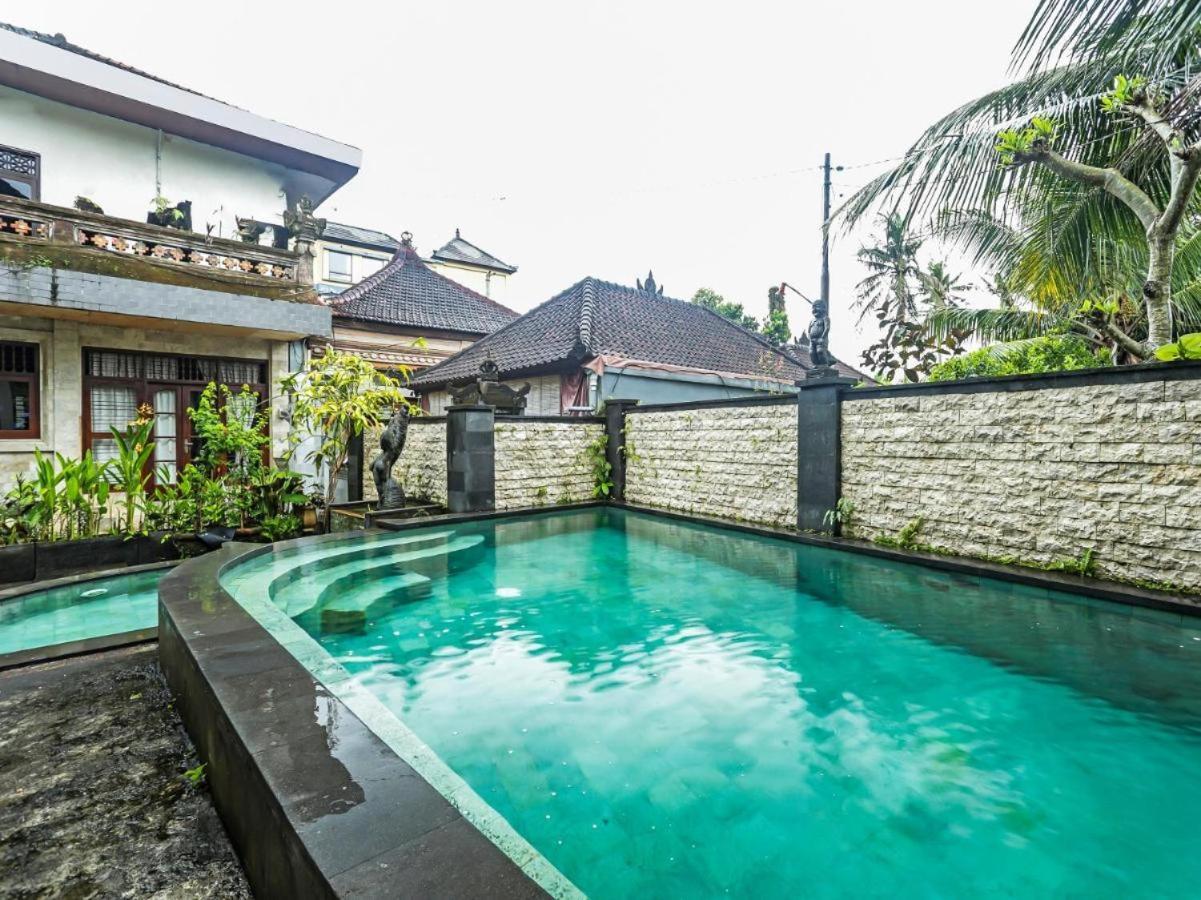 Oka Kartini Ubud Exterior photo